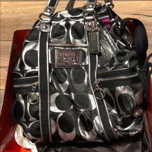 Coach Poppy Spotlight Black bag & wrislet